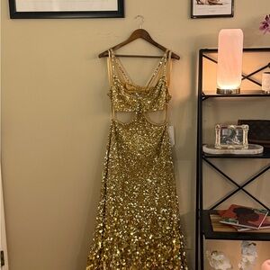 NWT Mac Duggal Gold Sequin Cutout Gown Size 10 – Style 6077